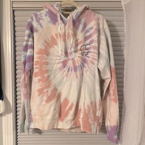 Color: Tie dye